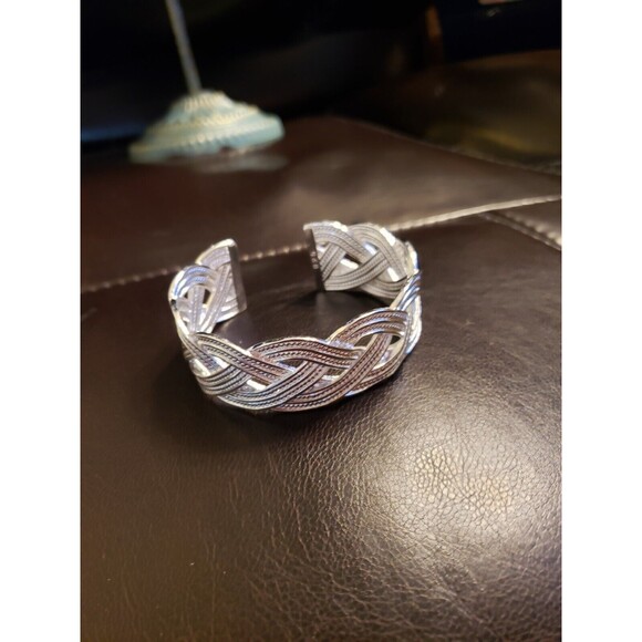 925 Silvery-Plated Copper Geometric Weave Cuff Bracelet Braided - Picture 6 of 8
